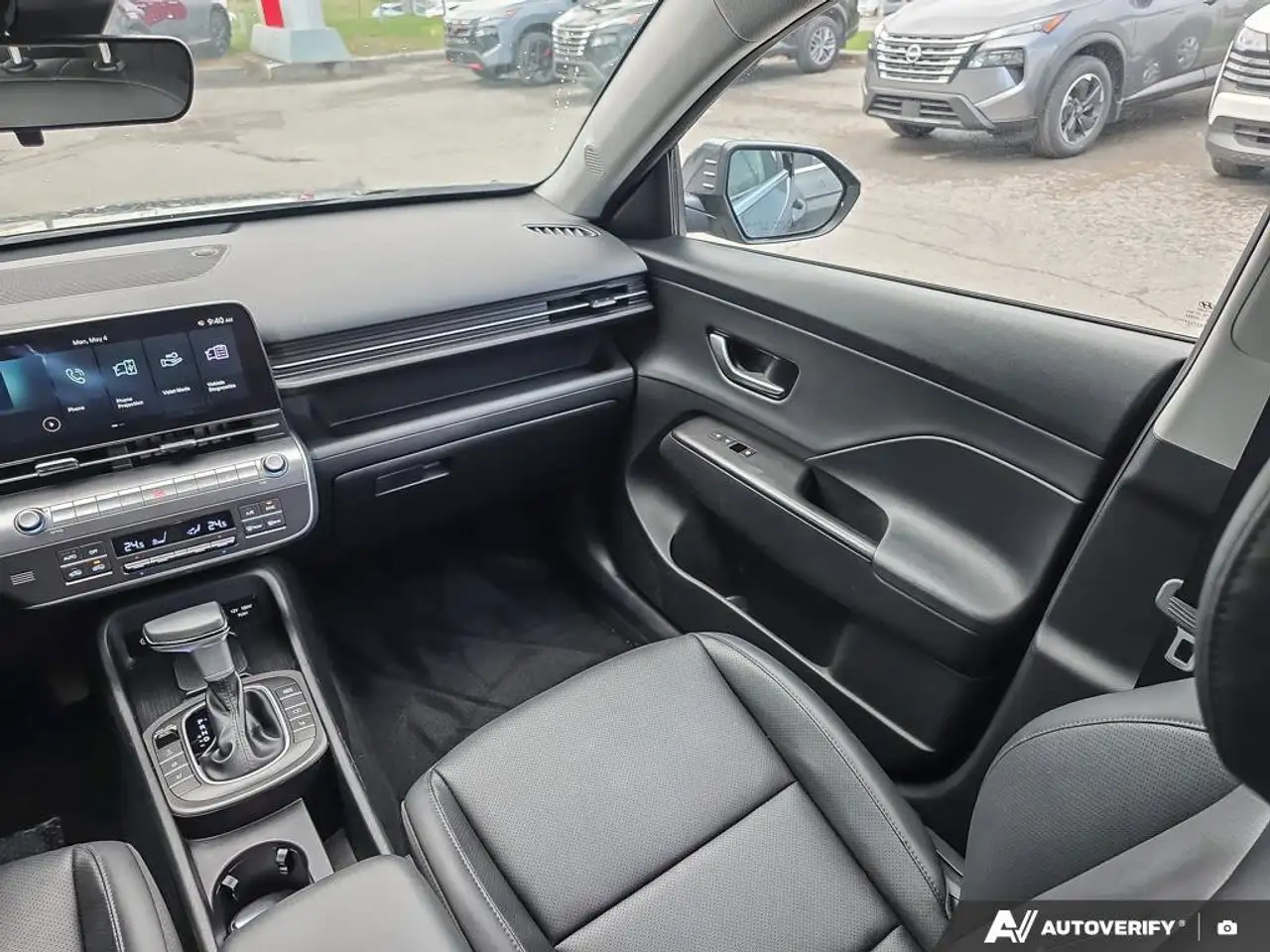 Hyundai KONA снимка Hyundai KONA