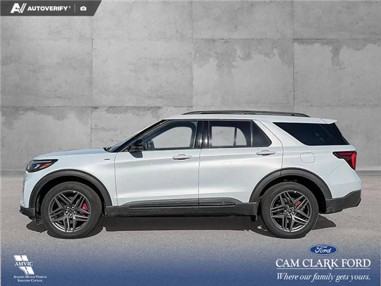 Ford Explorer снимка Ford Explorer