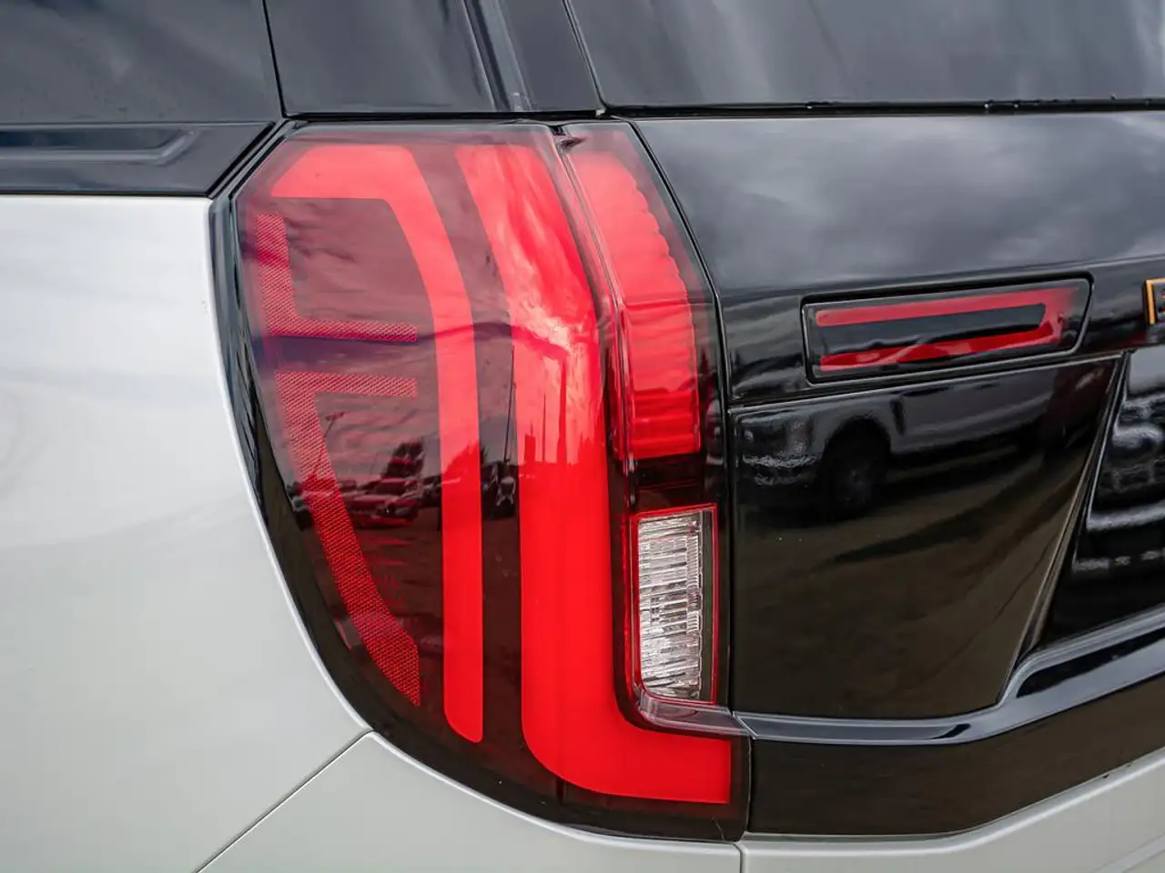Ford Expedition photo Ford Expedition