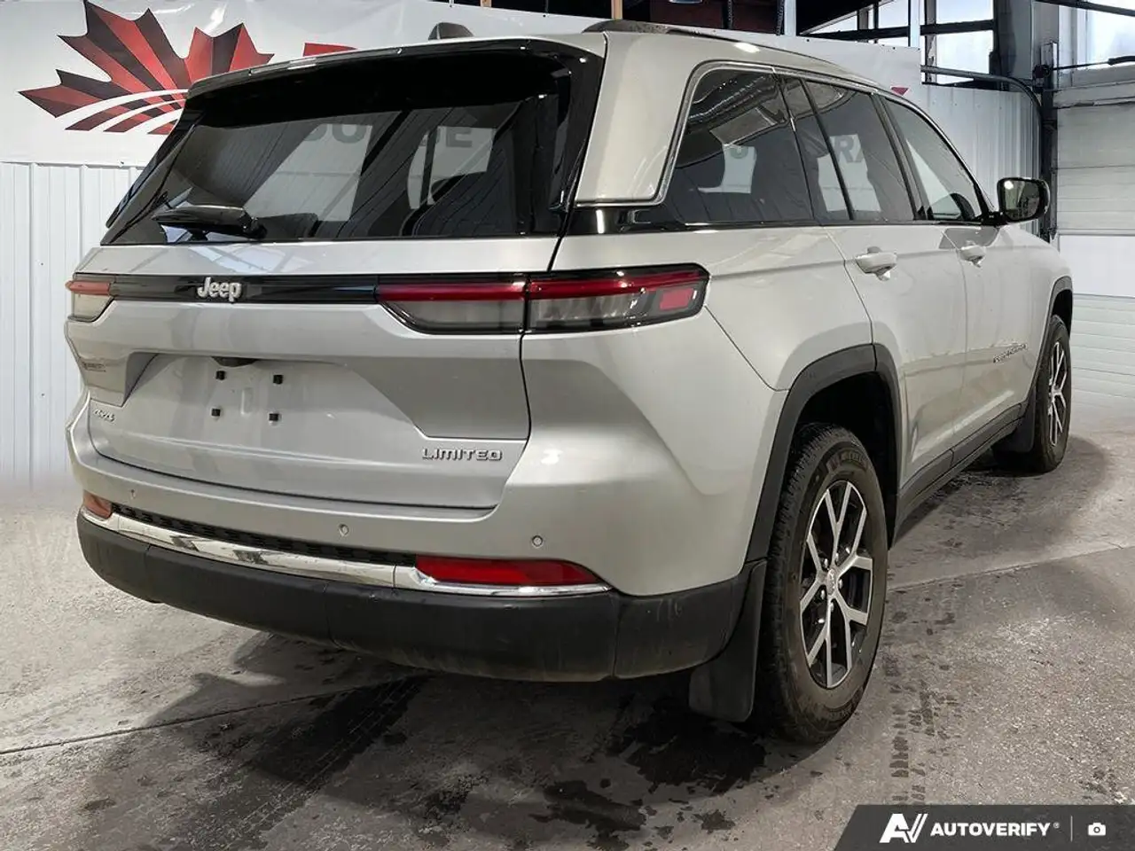 Jeep Grand Cherokee снимка Jeep Grand Cherokee
