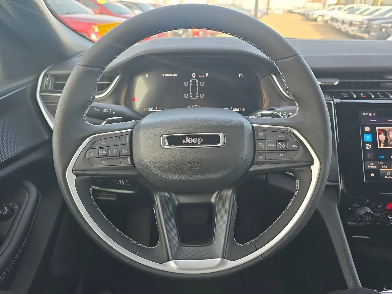 Jeep Grand Cherokee снимка Jeep Grand Cherokee
