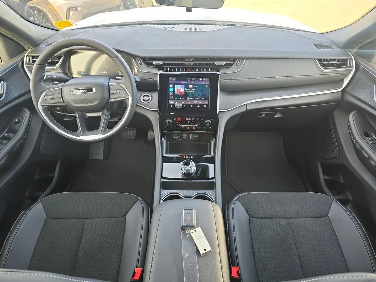 Jeep Grand Cherokee снимка Jeep Grand Cherokee