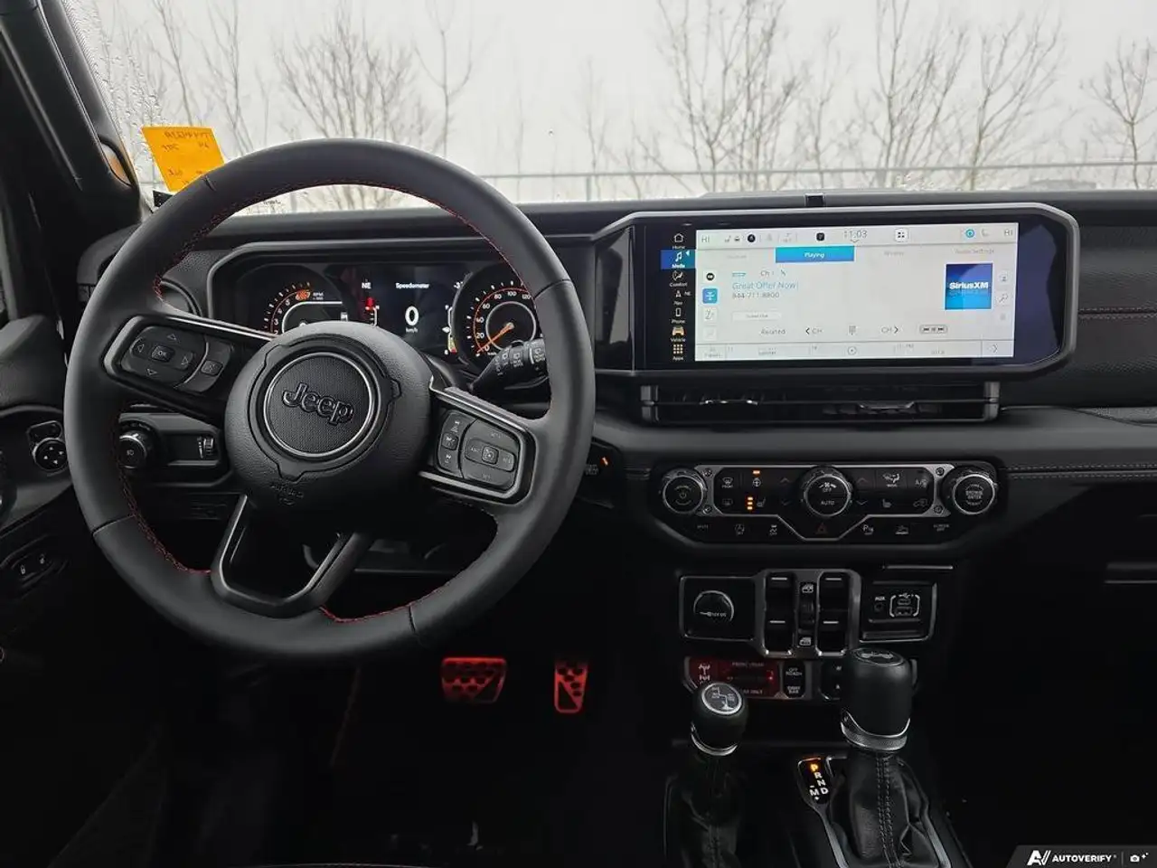 Jeep Wrangler снимка Jeep Wrangler