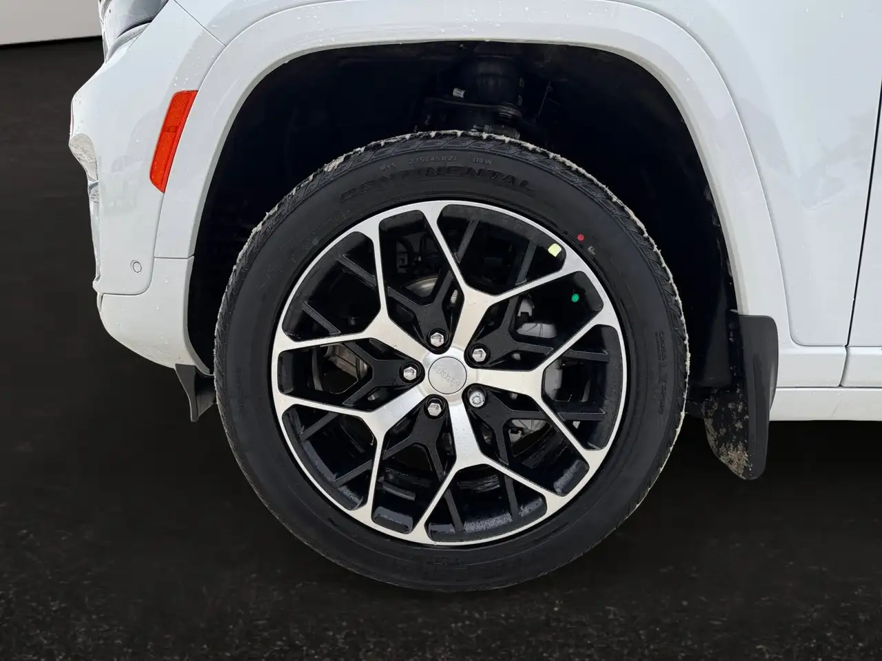 Jeep Grand Cherokee снимка Jeep Grand Cherokee