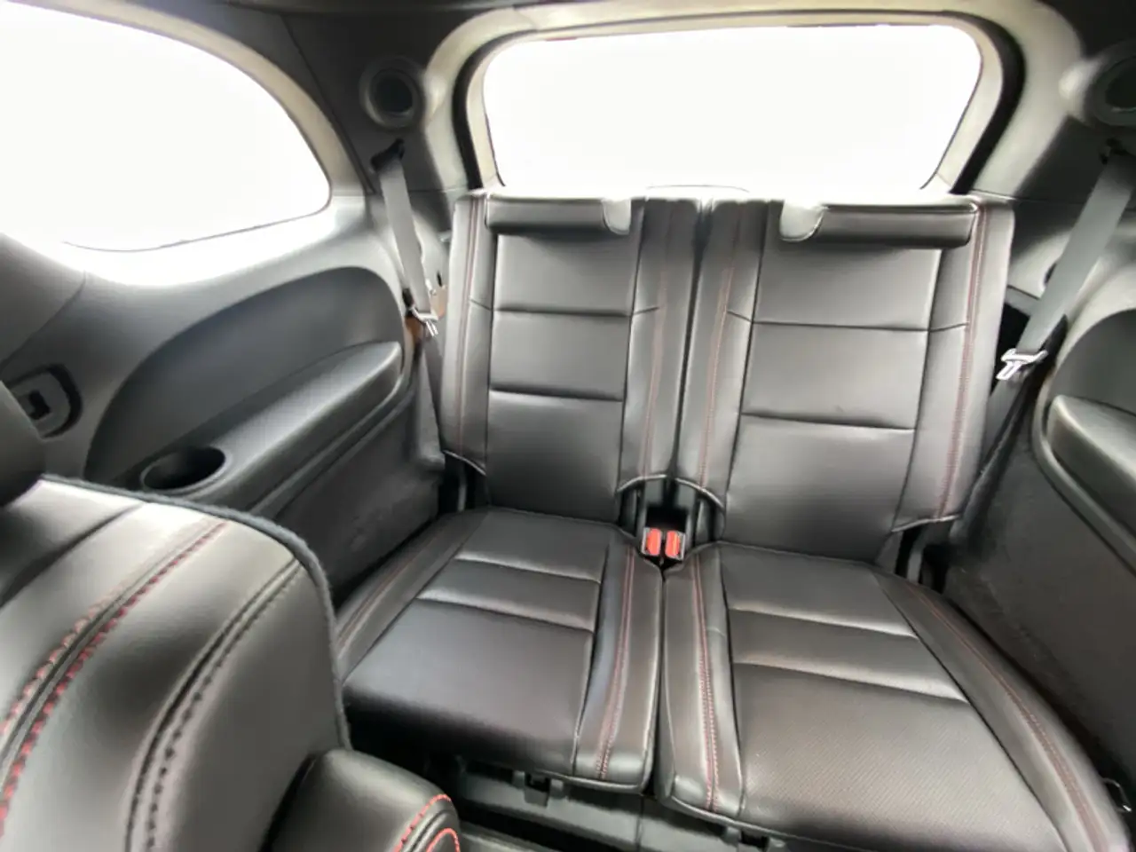 Dodge Durango снимка Dodge Durango