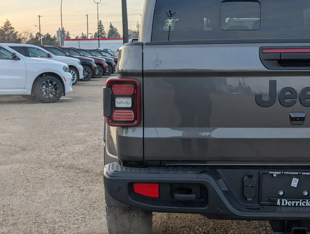 Jeep Gladiator снимка Jeep Gladiator