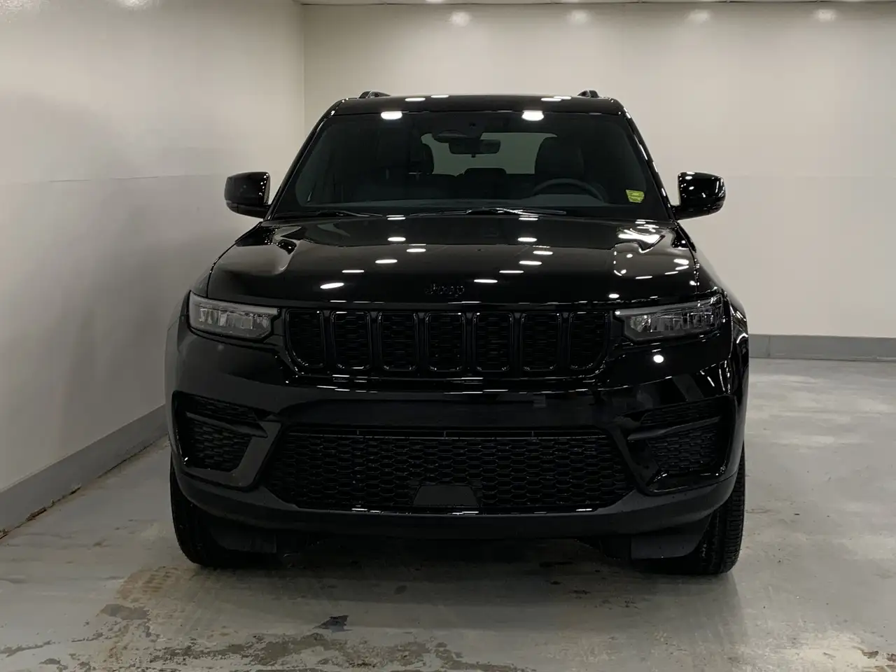Jeep Grand Cherokee снимка Jeep Grand Cherokee