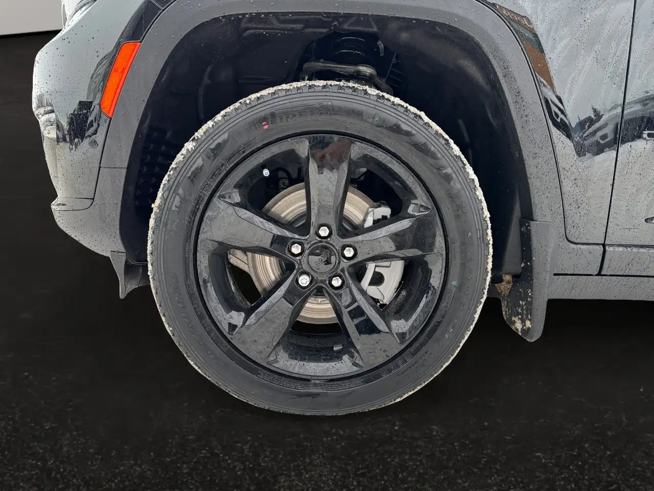 Jeep Grand Cherokee снимка Jeep Grand Cherokee