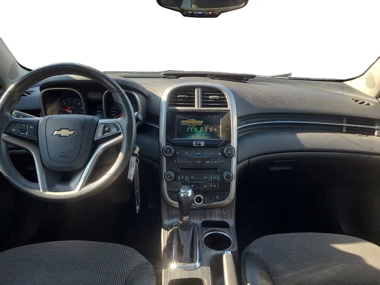 Chevrolet Malibu снимка Chevrolet Malibu