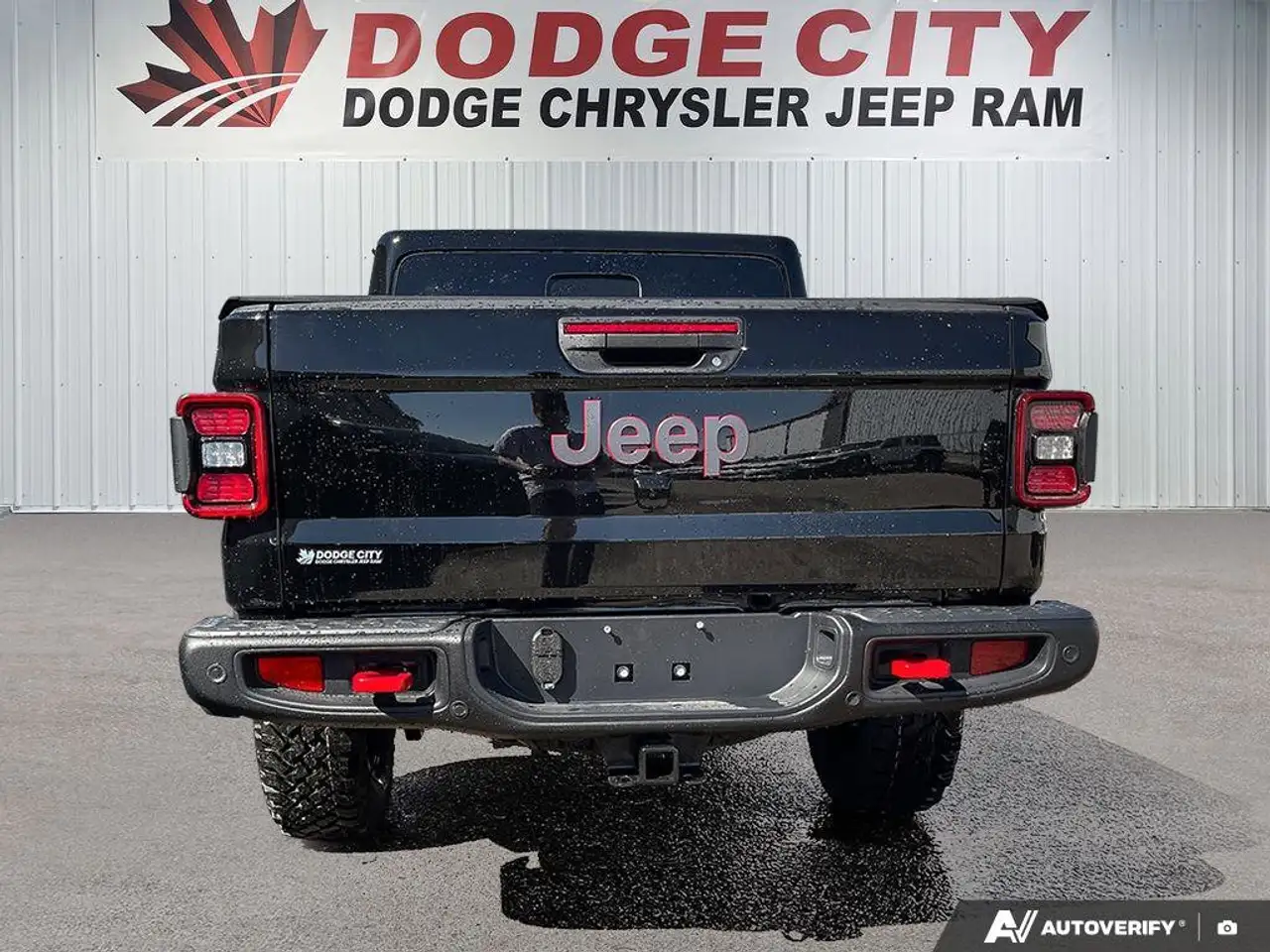 Jeep Gladiator photo Jeep Gladiator