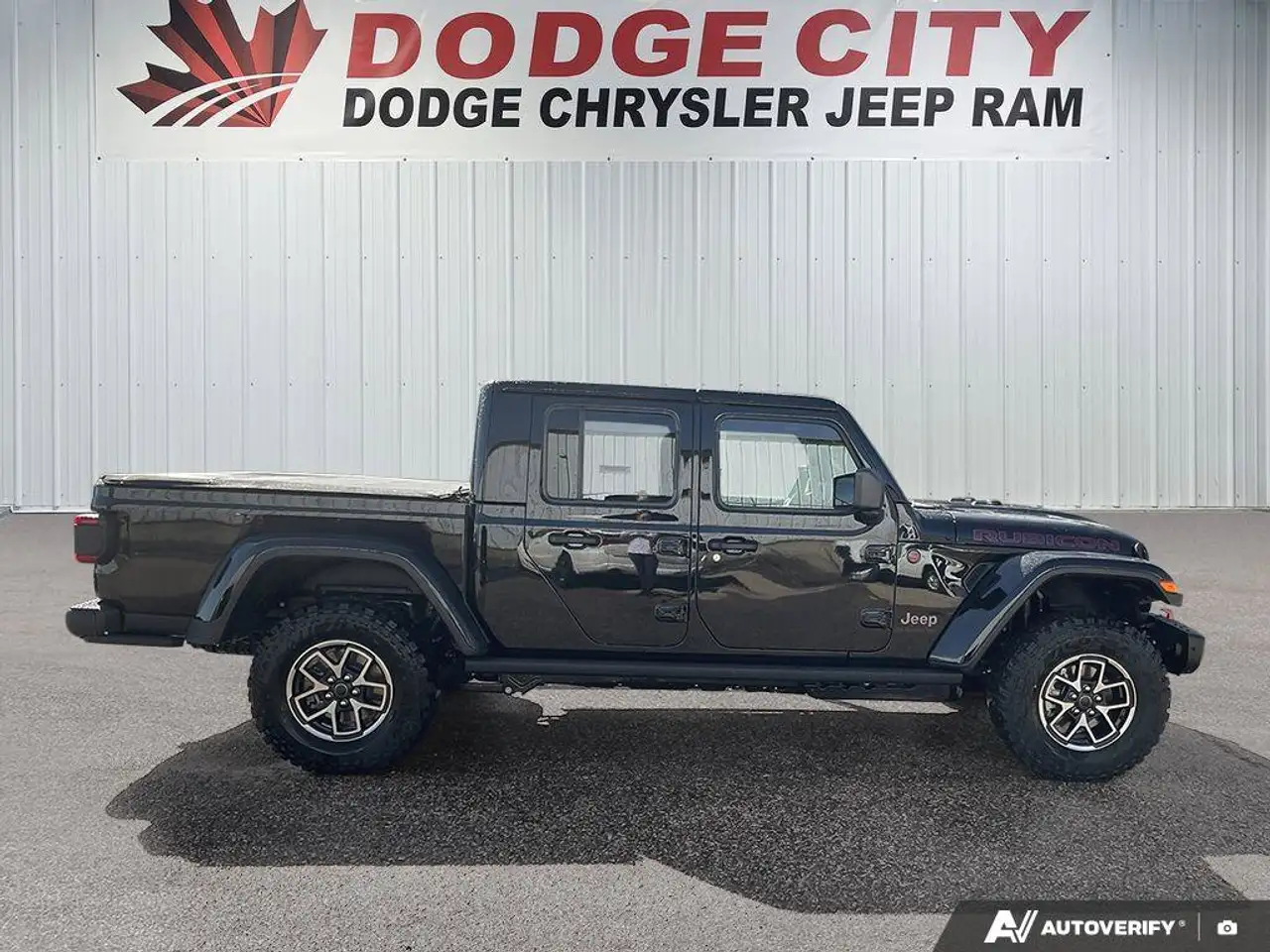 Jeep Gladiator photo Jeep Gladiator