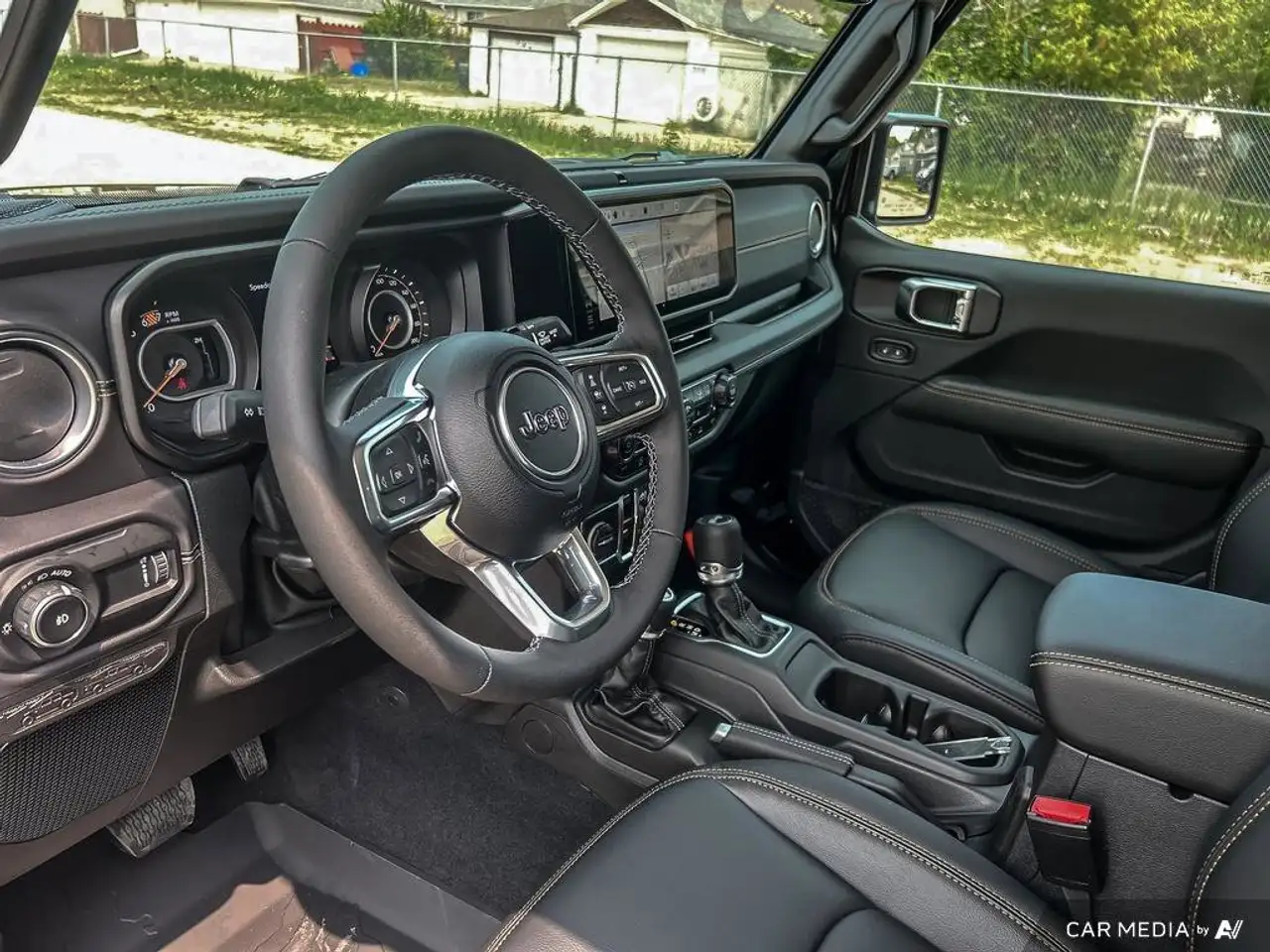 Jeep Wrangler photo Jeep Wrangler