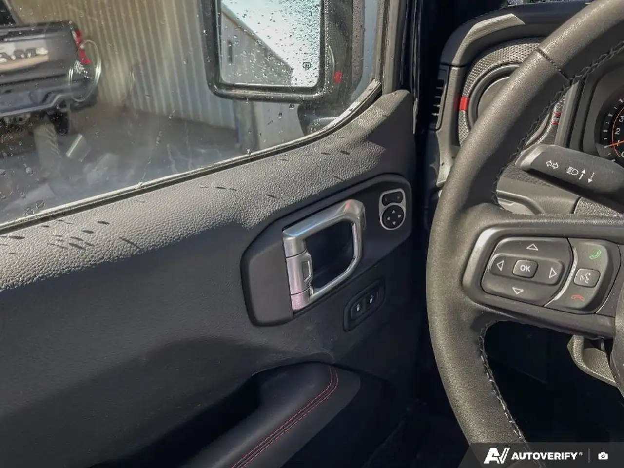 Jeep Gladiator photo Jeep Gladiator