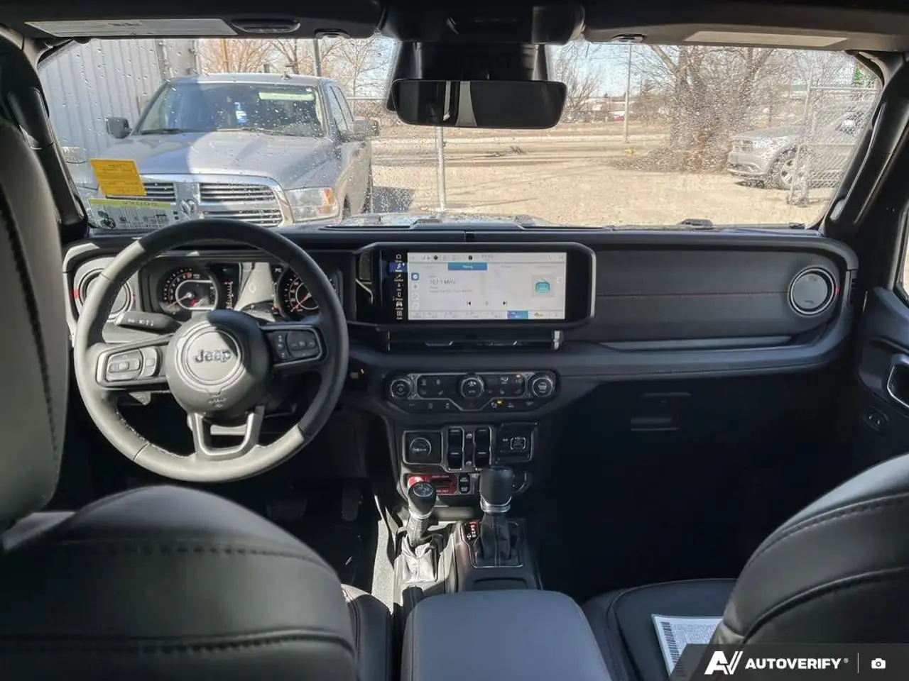 Jeep Gladiator photo Jeep Gladiator