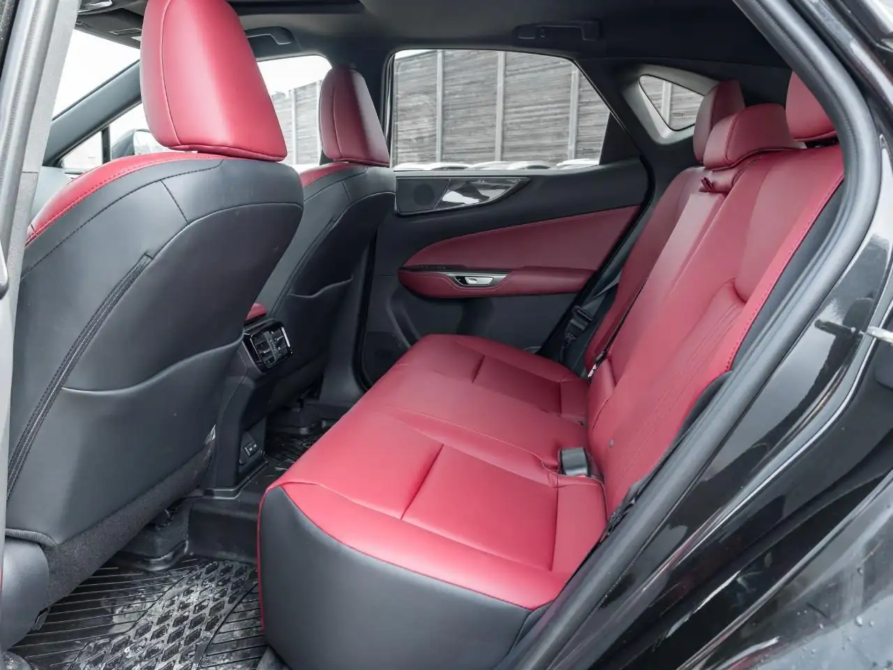 Lexus NX fotografie Lexus NX