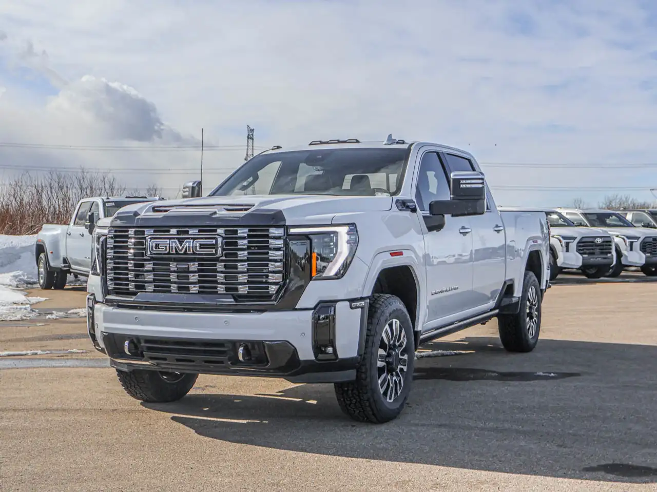 GMC Sierra 2500HD снимка GMC Sierra 2500HD