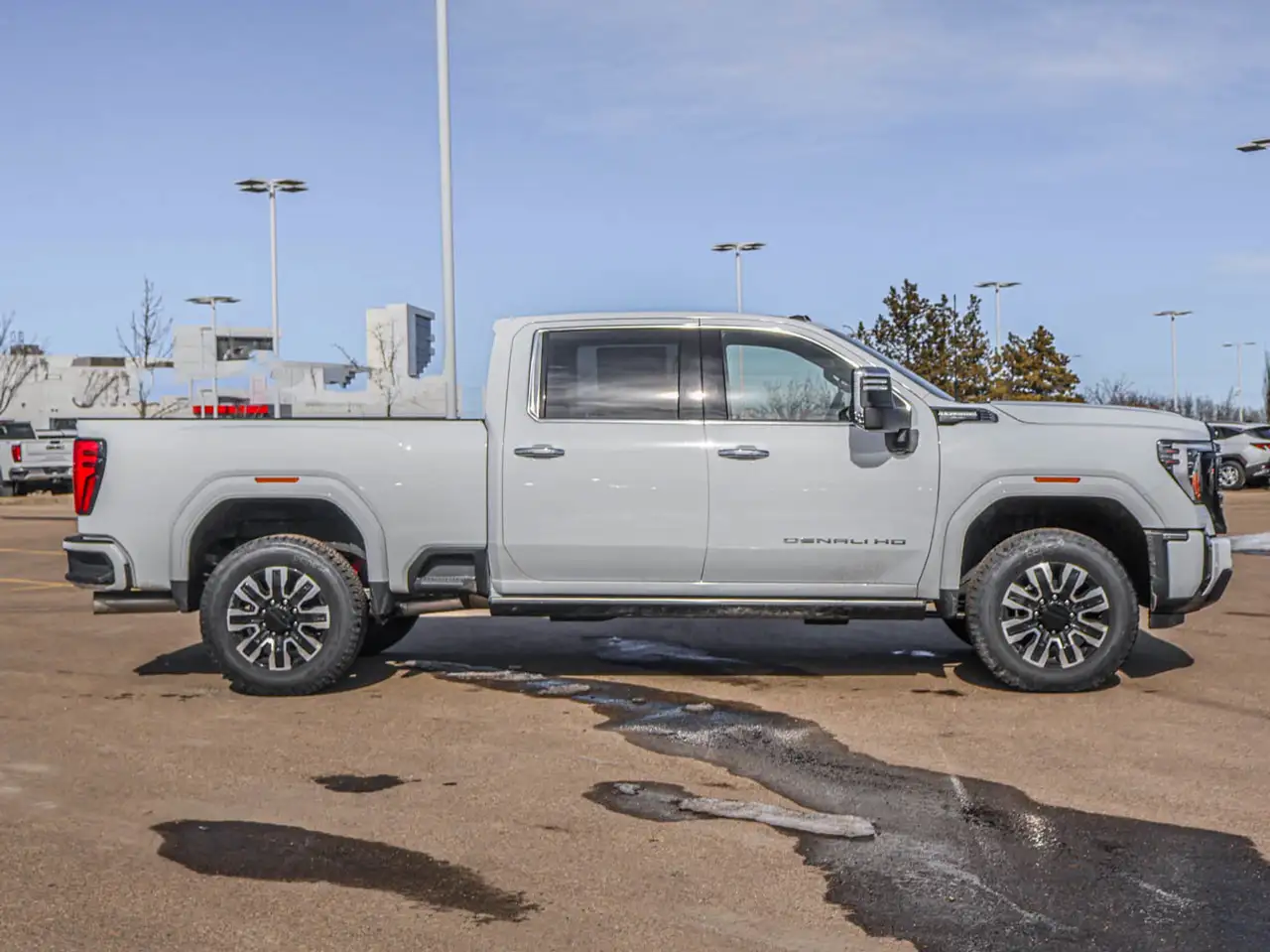 GMC Sierra 2500HD снимка GMC Sierra 2500HD