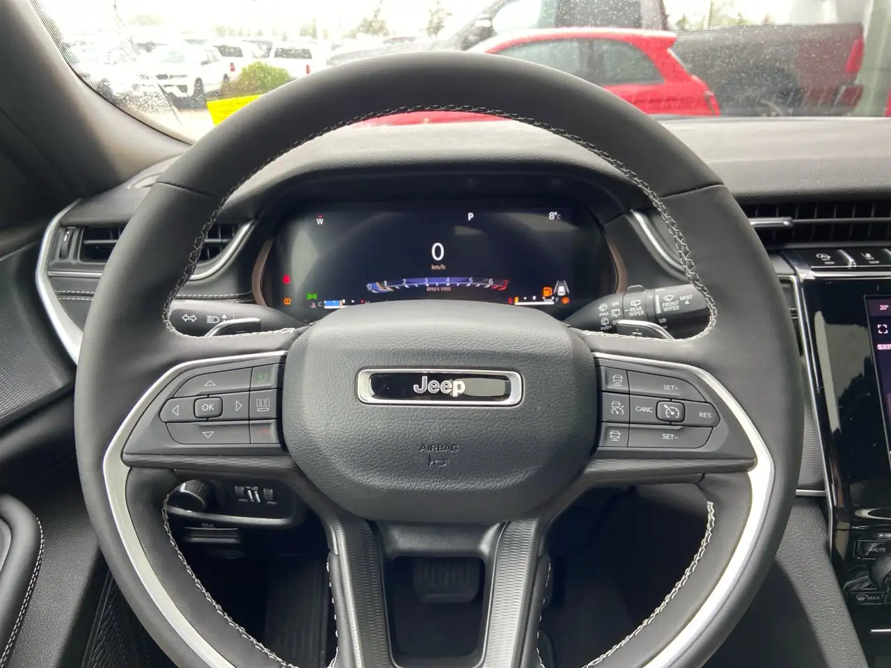 Jeep Grand Cherokee снимка Jeep Grand Cherokee