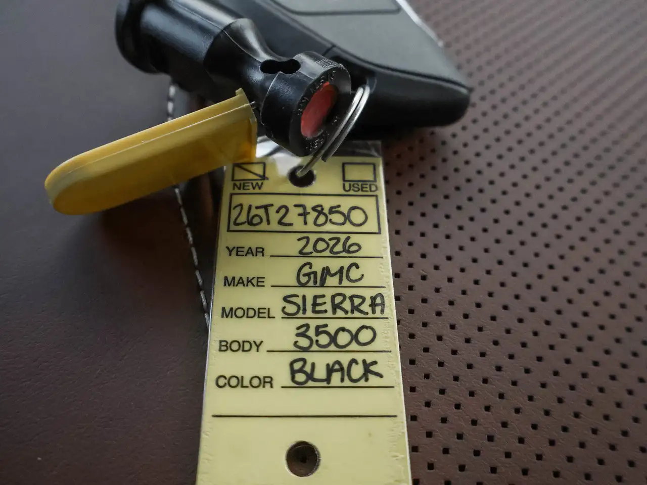 GMC Sierra 2500HD снимка GMC Sierra 2500HD