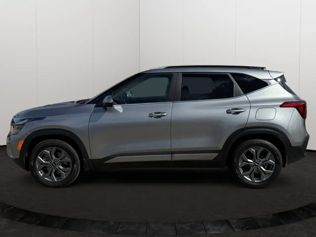 Kia Seltos снимка Kia Seltos