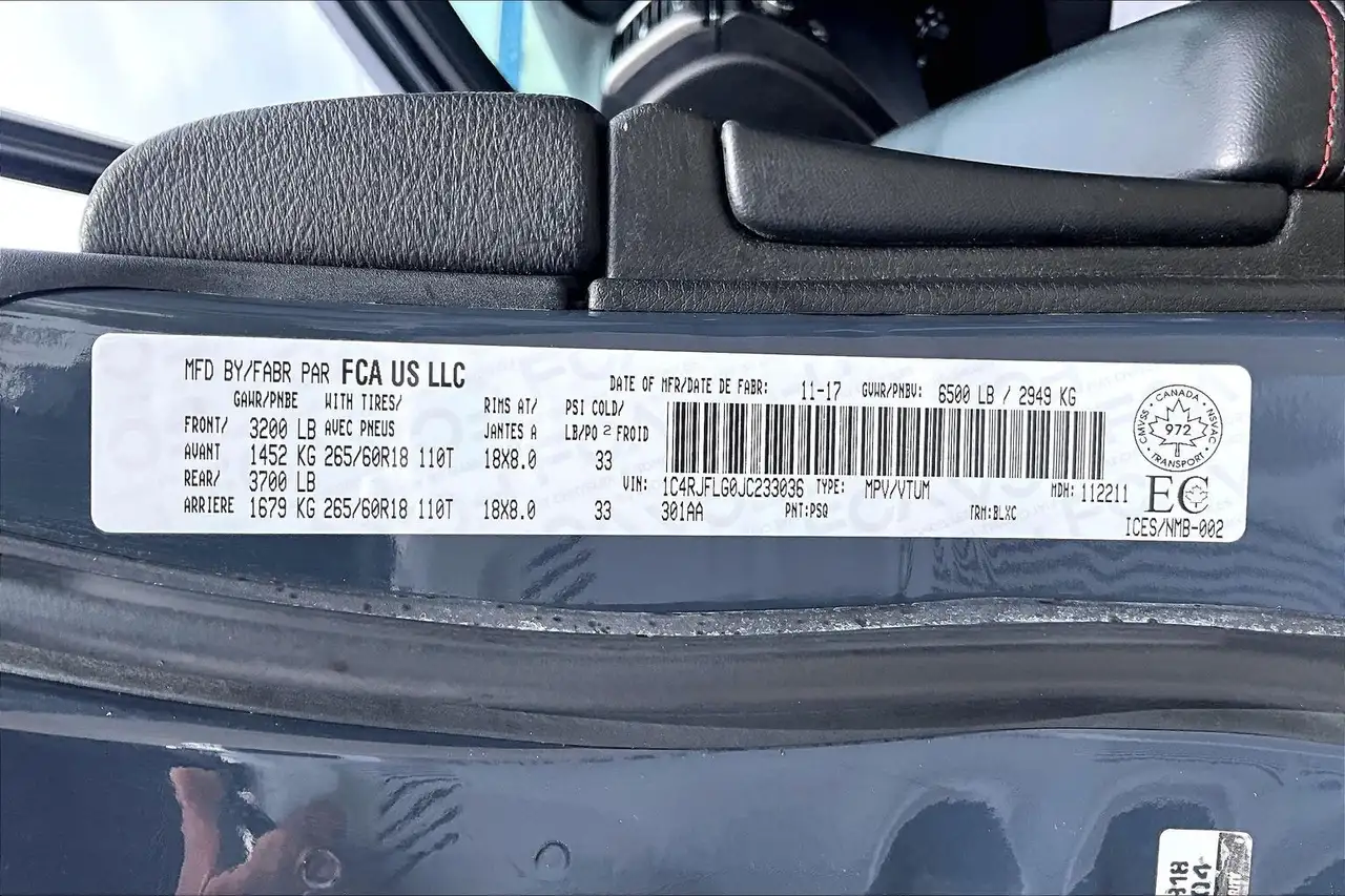 Jeep Grand Cherokee снимка Jeep Grand Cherokee