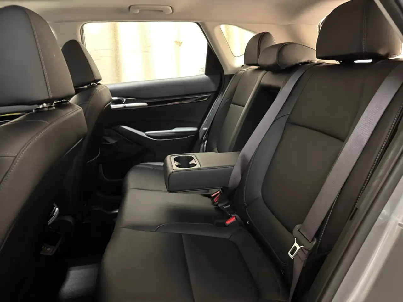 Kia Seltos снимка Kia Seltos