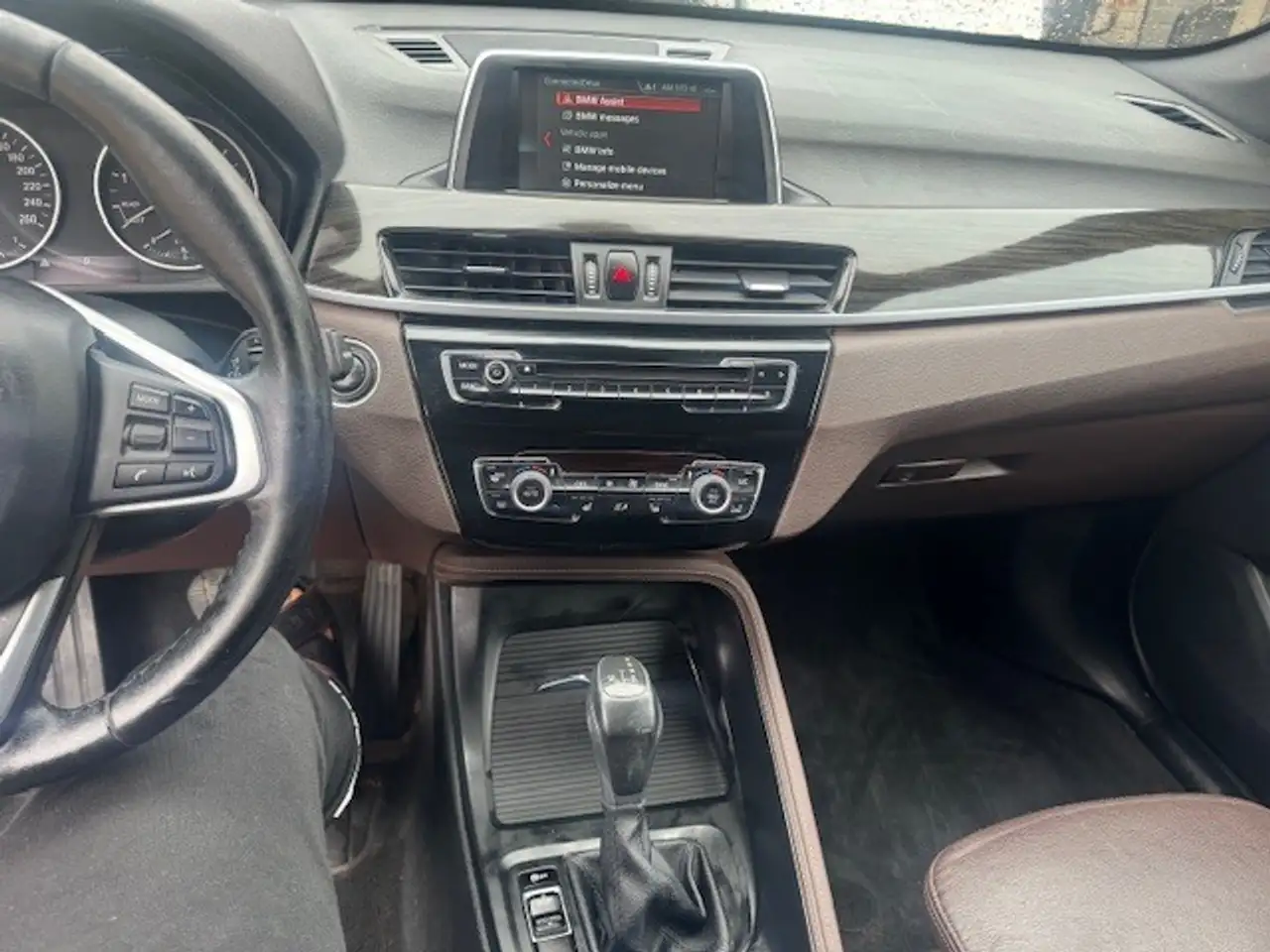 BMW X1 снимка BMW X1