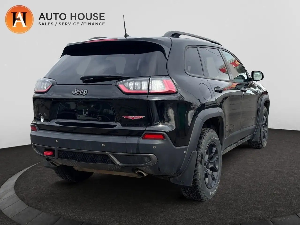 Jeep Cherokee снимка Jeep Cherokee