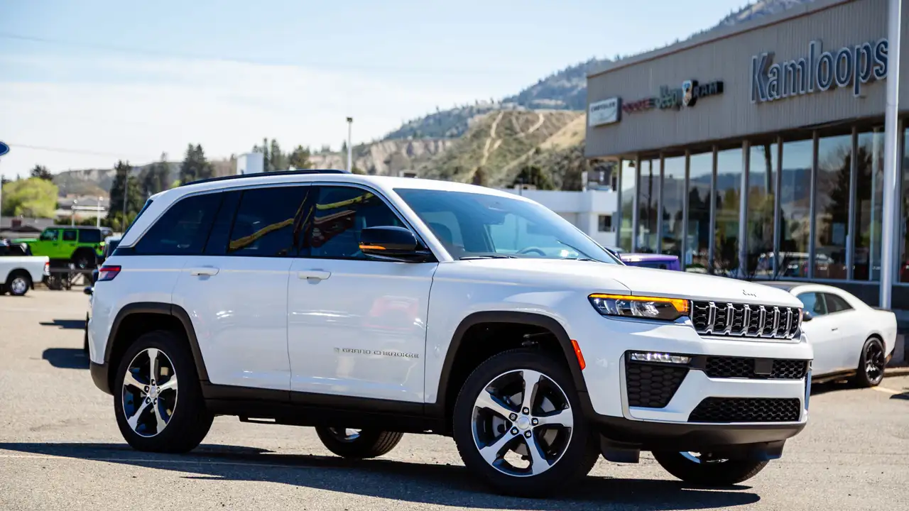 Jeep Grand Cherokee снимка Jeep Grand Cherokee