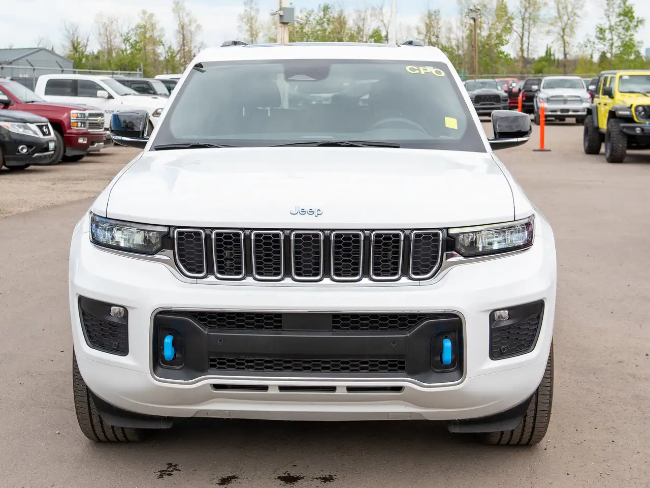 Jeep Grand Cherokee снимка Jeep Grand Cherokee