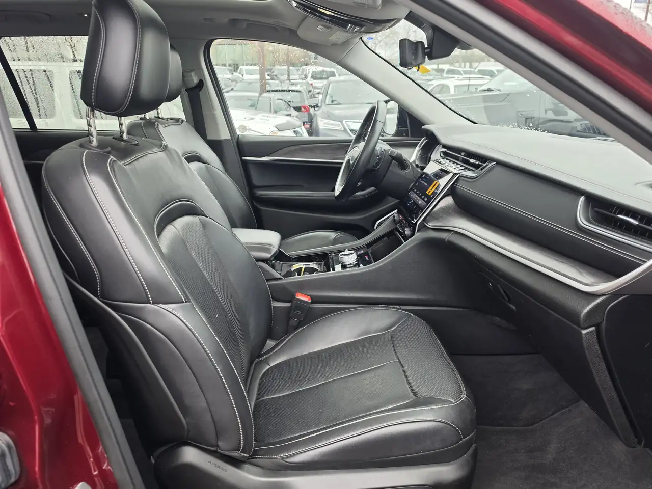 Jeep Grand Cherokee снимка Jeep Grand Cherokee