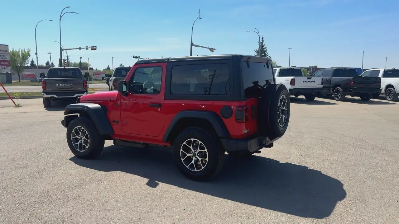Jeep Wrangler photo Jeep Wrangler