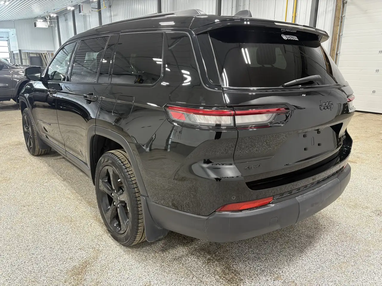 Jeep Grand Cherokee снимка Jeep Grand Cherokee