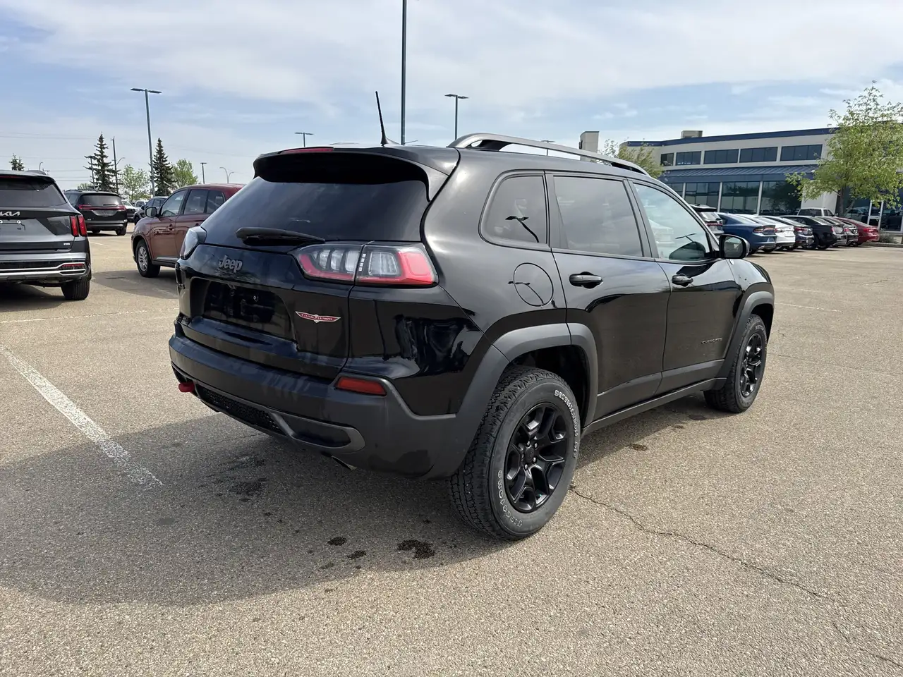 Jeep Cherokee photo Jeep Cherokee