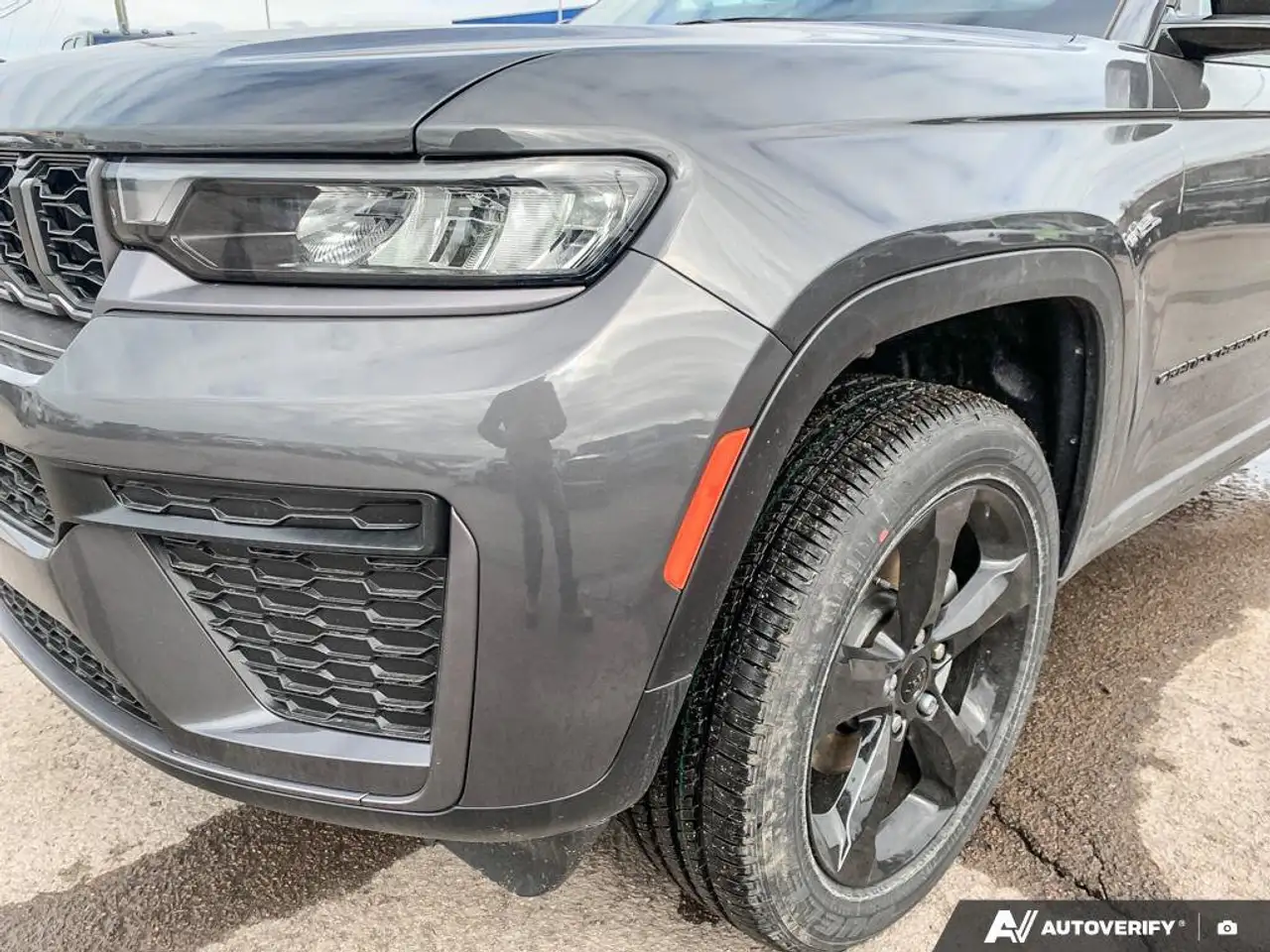 Jeep Grand Cherokee снимка Jeep Grand Cherokee