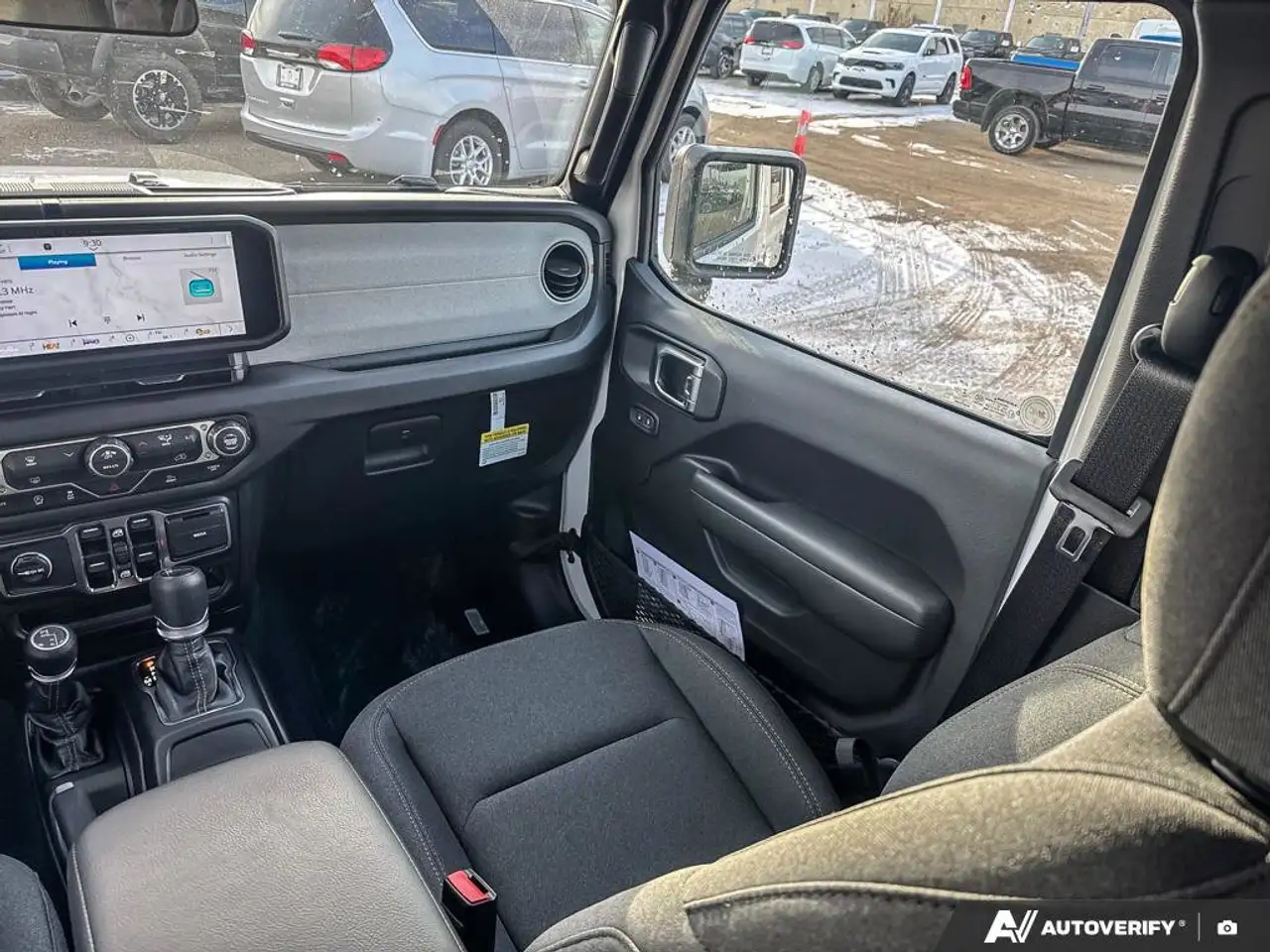 Jeep Gladiator снимка Jeep Gladiator