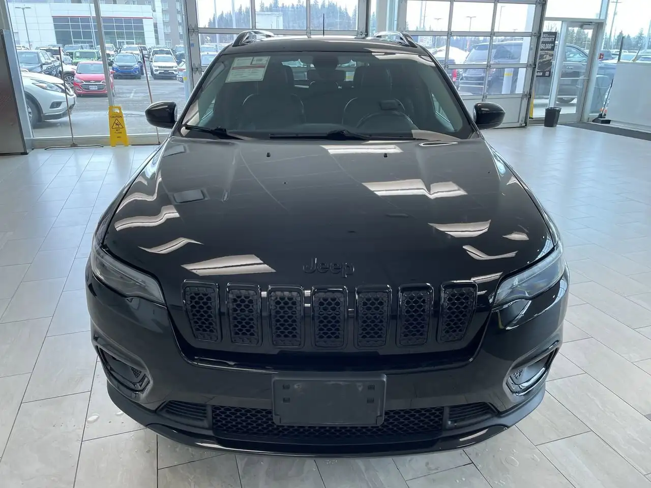 Jeep Cherokee снимка Jeep Cherokee