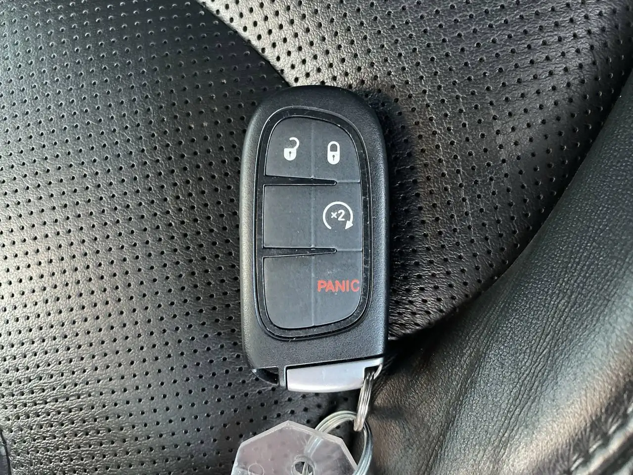 Jeep Cherokee снимка Jeep Cherokee