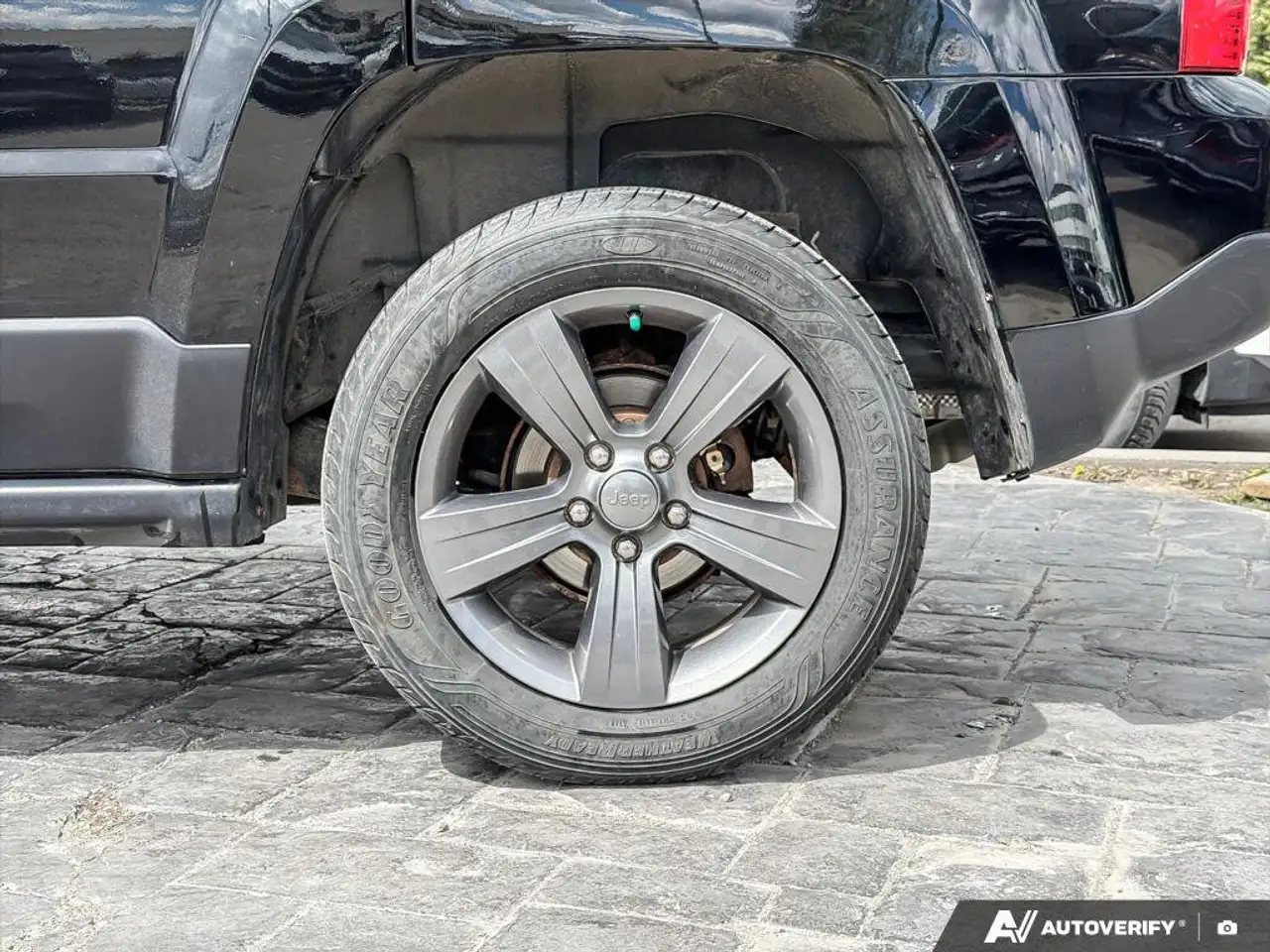 Jeep Patriot снимка Jeep Patriot