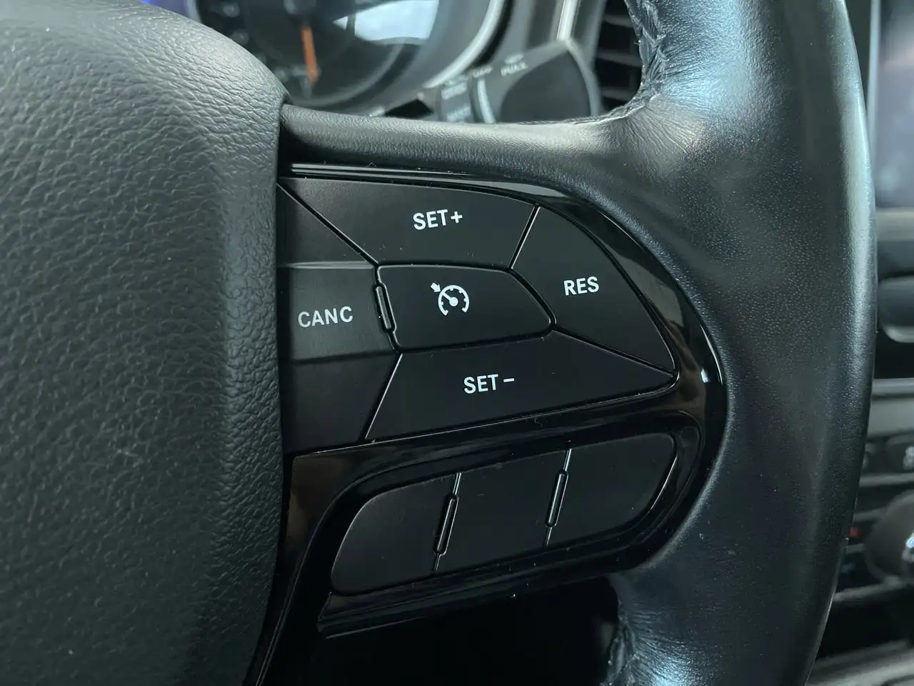 Jeep Cherokee снимка Jeep Cherokee