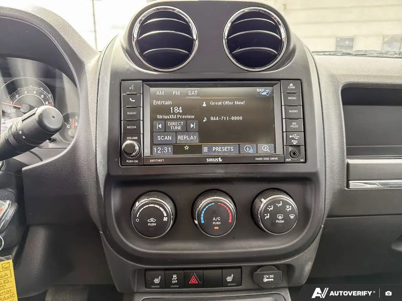 Jeep Patriot снимка Jeep Patriot