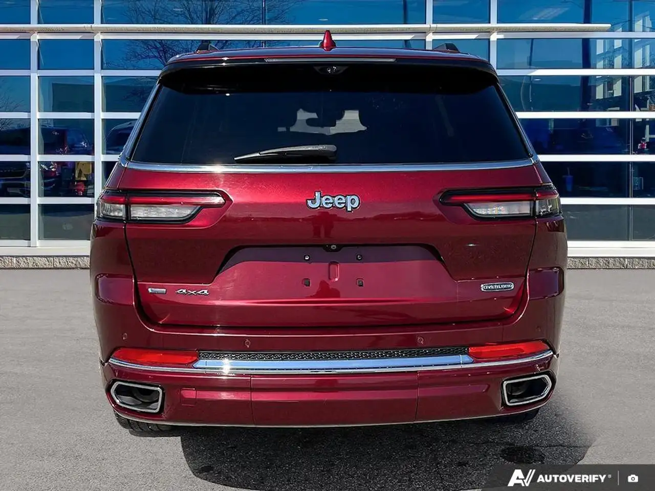 Jeep Grand Cherokee снимка Jeep Grand Cherokee