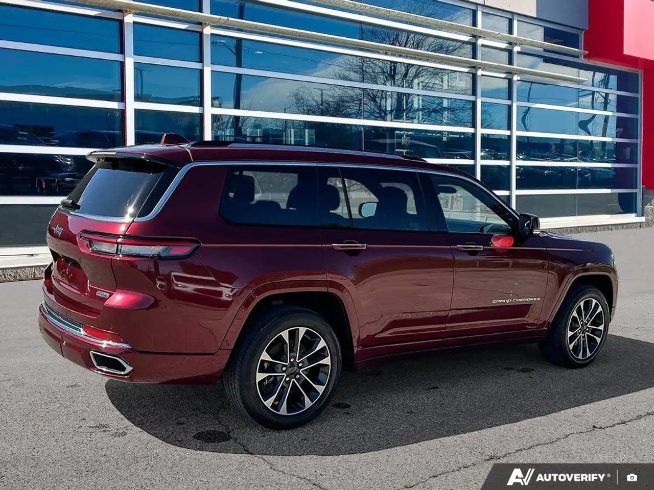 Jeep Grand Cherokee снимка Jeep Grand Cherokee