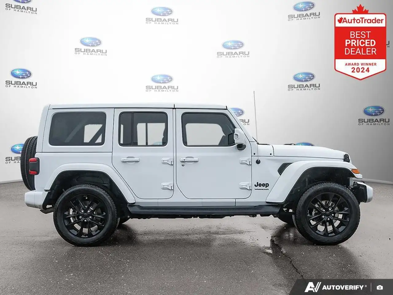 Jeep Wrangler снимка Jeep Wrangler