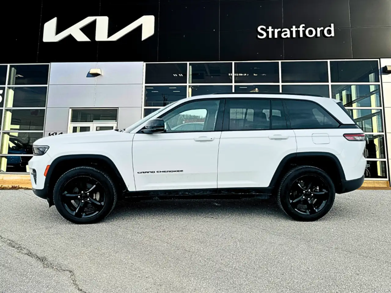Jeep Grand Cherokee снимка Jeep Grand Cherokee