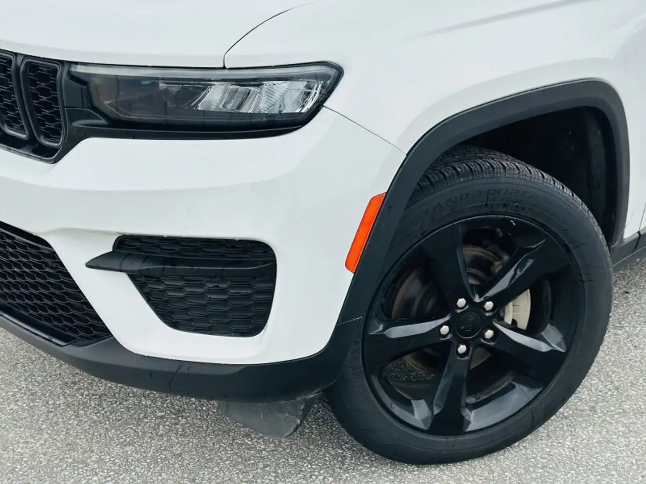 Jeep Grand Cherokee снимка Jeep Grand Cherokee