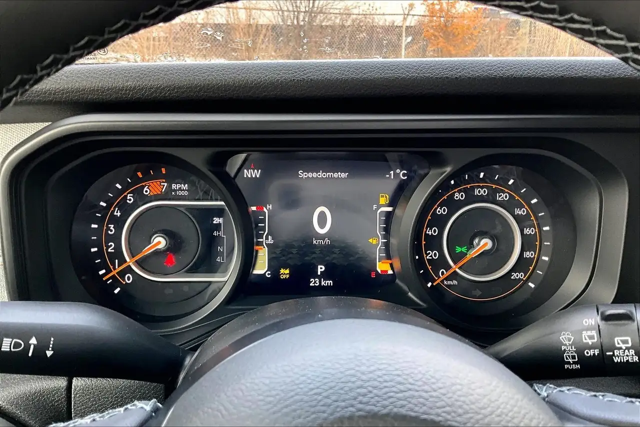 Jeep Wrangler снимка Jeep Wrangler