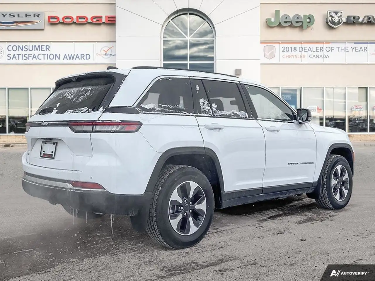 Jeep Grand Cherokee снимка Jeep Grand Cherokee