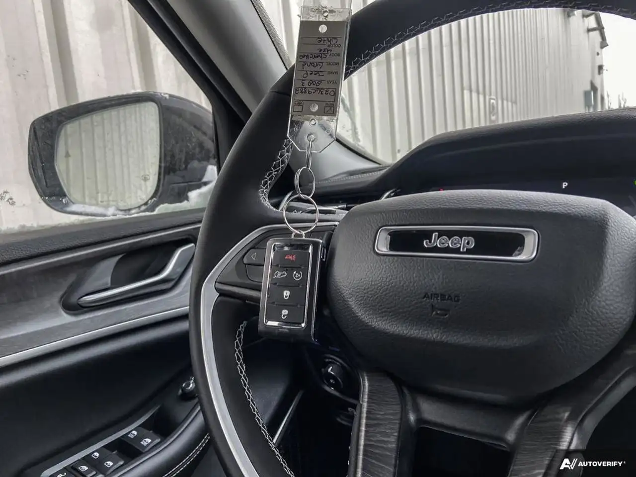 Jeep Grand Cherokee снимка Jeep Grand Cherokee