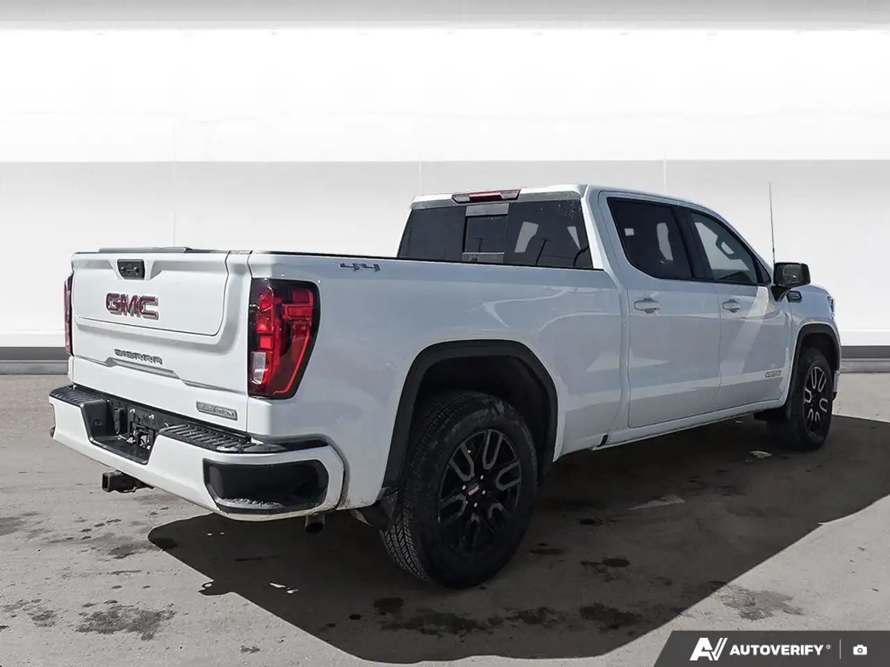 GMC Sierra 1500 снимка GMC Sierra 1500